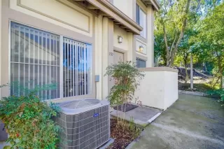 Photo #4: 230000769 Listing