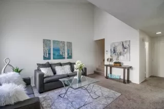 Photo #5: 230000769 Listing