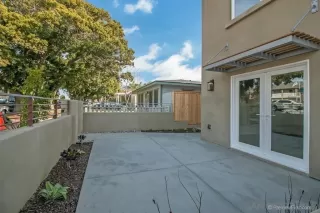 Photo #2: 230000812 Listing