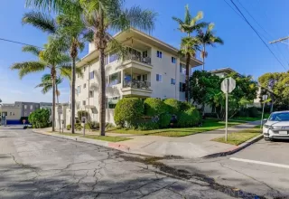 Photo #1: 230000820 Listing