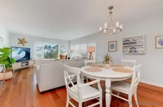 Photo #4: 230000820 Listing