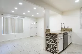 Photo #1: 230000828 Listing