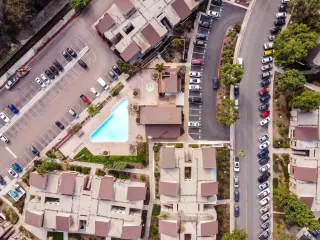 Photo #4: 230000837 Listing