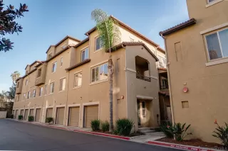 Photo #2: 230000858 Listing