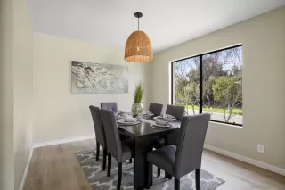 Photo #6: 230000895 Listing 