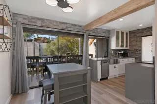 Photo #3: 230000903 Listing