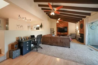 Photo #2: 230000905 Listing