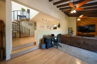 Photo #3: 230000905 Listing