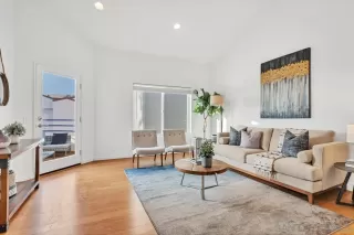 Photo #3: 230000918 Listing 