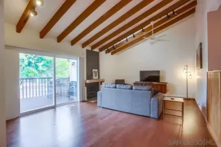 Photo #4: 230000955 Listing