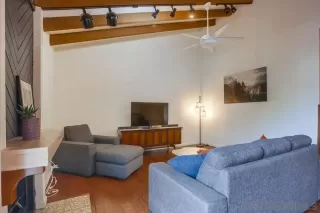 Photo #5: 230000955 Listing