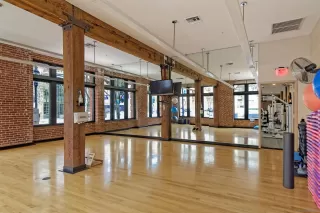 Photo #6: 230001031 Listing 