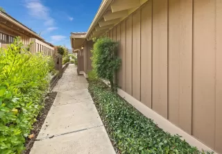 Photo #4: 230001040 Listing 