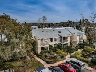 Photo #3: 230001053 Listing 