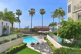 Photo #4: 230001060 Listing 