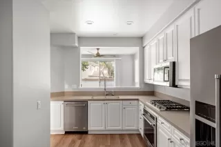 Photo #6: 230001091 Listing