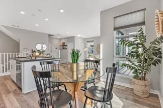 Photo #5: 230001093 Listing