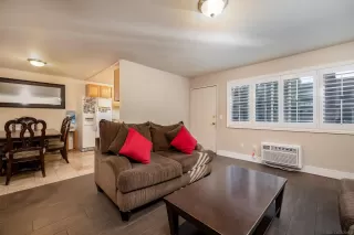 Photo #3: 230001131 Listing