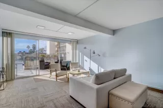 Photo #2: 230001133 Listing