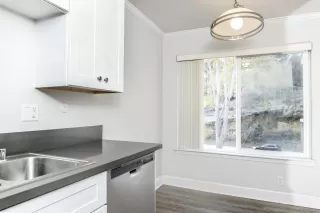 Photo #3: 230001141 Listing 