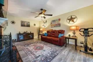 Photo #5: 230001153 Listing