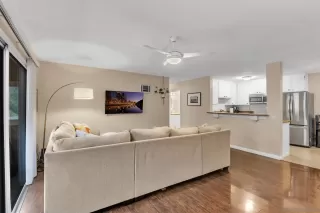 Photo #3: 230001240 Listing