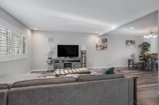 Photo #3: 230001249 Listing