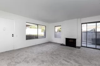 Photo #3: 230001307 Listing