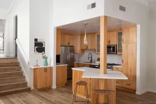 Photo #4: 230001310 Listing