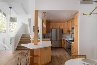 Photo #5: 230001310 Listing