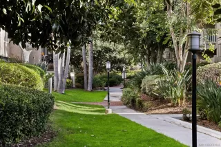 Photo #4: 230001327 Listing