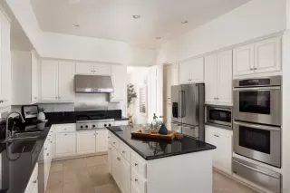 Photo #4: 230001344 Listing