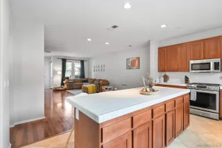 Photo #2: 230001360 Listing