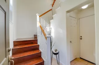 Photo #4: 230001363 Listing