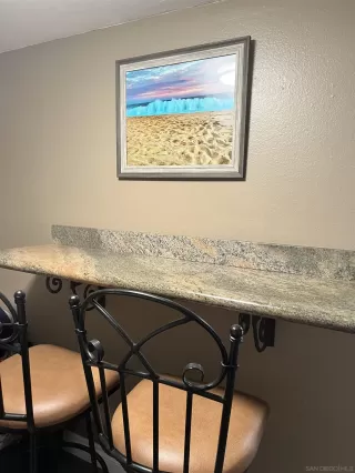 Photo #5: 230001424 Listing