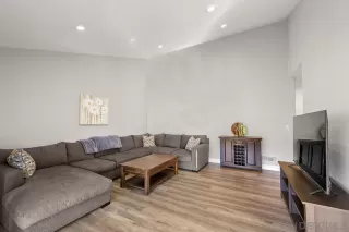 Photo #4: 230001438 Listing