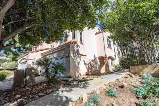 Photo #5: 230001481 Listing