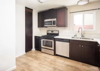 Photo #6: 230001493 Listing