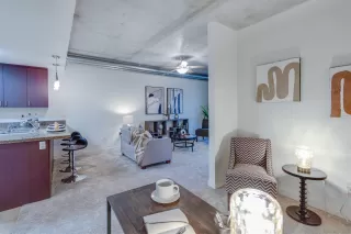 Photo #6: 230001512 Listing