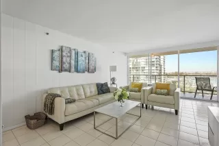 Photo #3: 230001598 Listing 