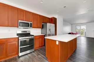 Photo #4: 230001658 Listing