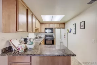 Photo #5: 230001693 Listing