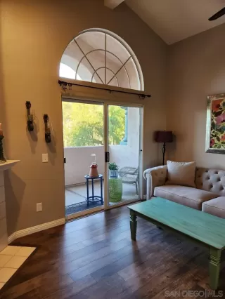 Photo #6: 230001700 Listing