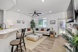 Photo #5: 230001710 Listing 