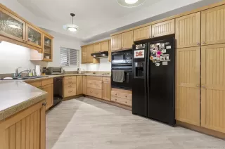 Photo #5: 230001739 Listing