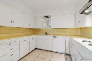 Photo #4: 230001758 Listing