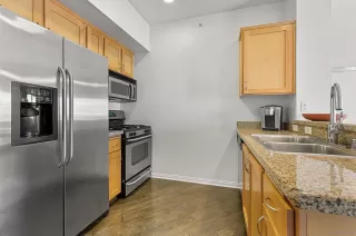 Photo #3: 230001812 Listing