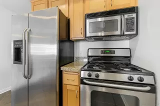 Photo #5: 230001812 Listing