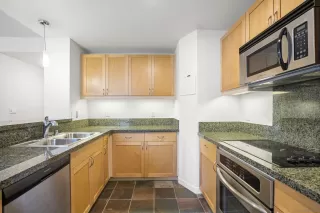 Photo #6: 230001829 Listing