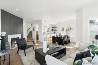 Photo #3: 230001858 Listing